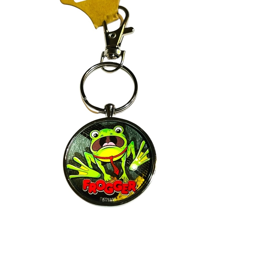 Licensed Frogger Keychain Retro Arcade Gaming Collectible Bag & Key Accessory